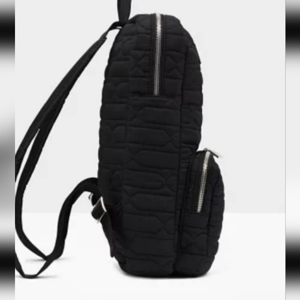 Hunter Waterproof Backpack - Picture 3 of 4
